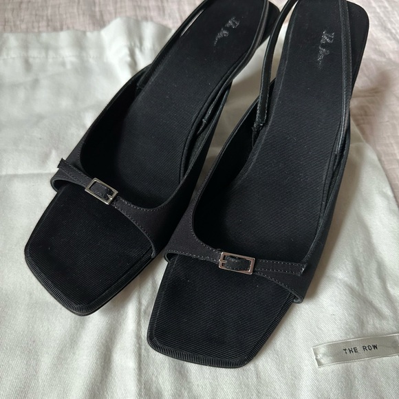 NIB The Row Buckle Sling Crepe de Chine Sandals - Picture 6 of 12